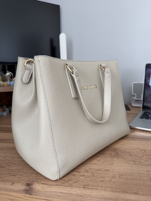 Продаю оригинал сумку Valentino