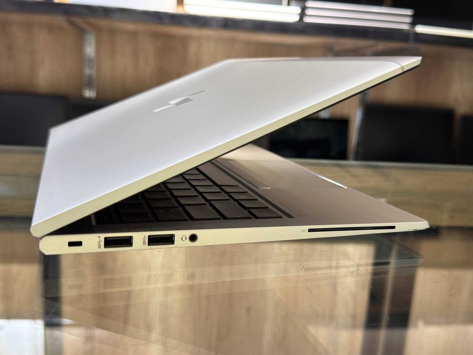 HP ELITEBOOK 840 G8 intel Core i7-1185G7 озу16гб хард256ssd LTE