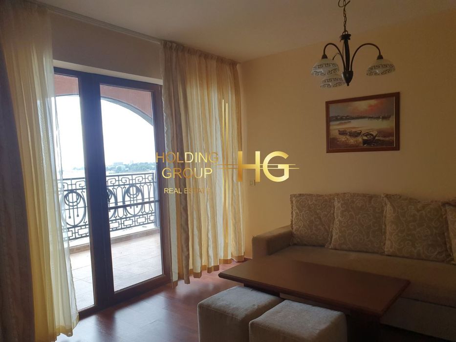 Продава се Тристаен апартамент в к.к. Св.Св. Константин и Елена - 156 кв.м за 2520 €/кв.м - Снимка #2