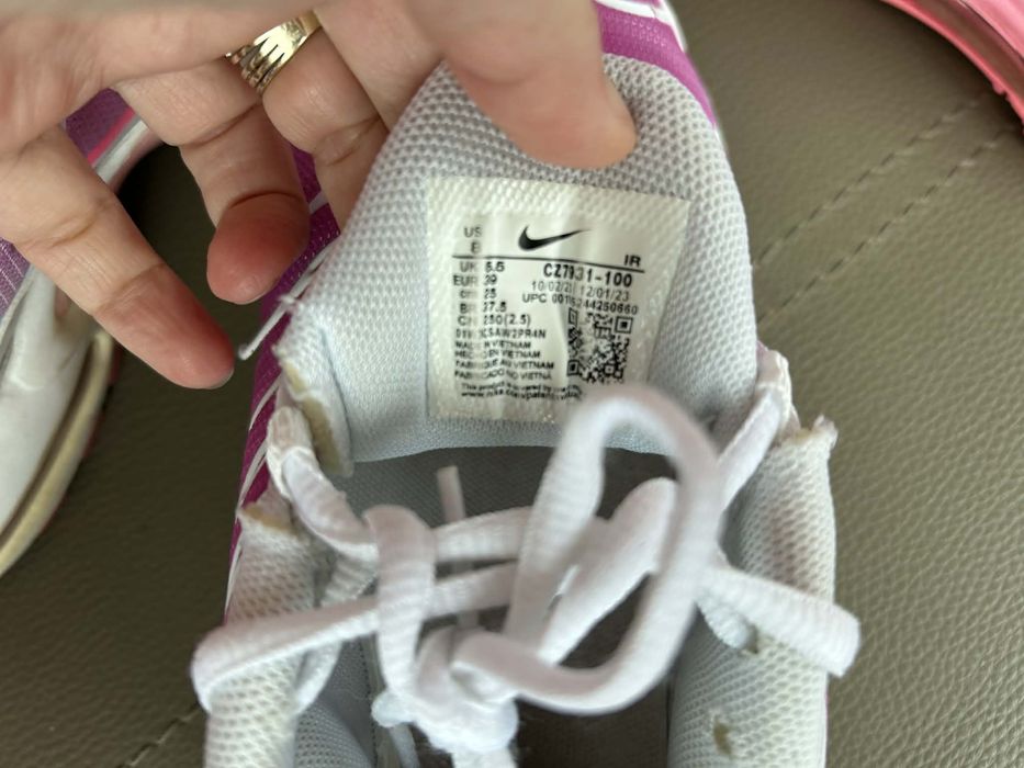 Оригинални маратонки Nike, 24.5 см стелка