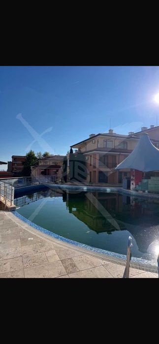 Воден Бар - Свети влас