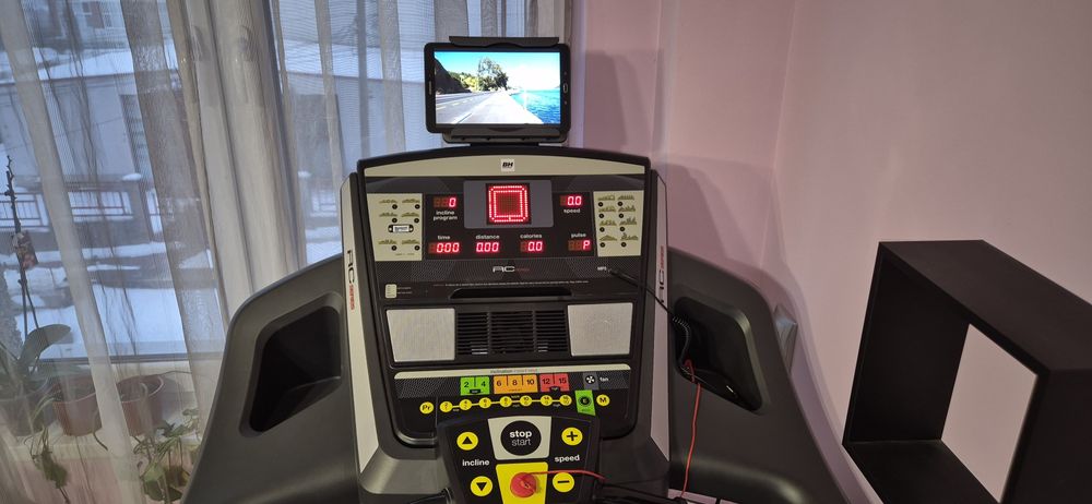 КАТО НОВА Пътека за бягане BH Fitness iRC09