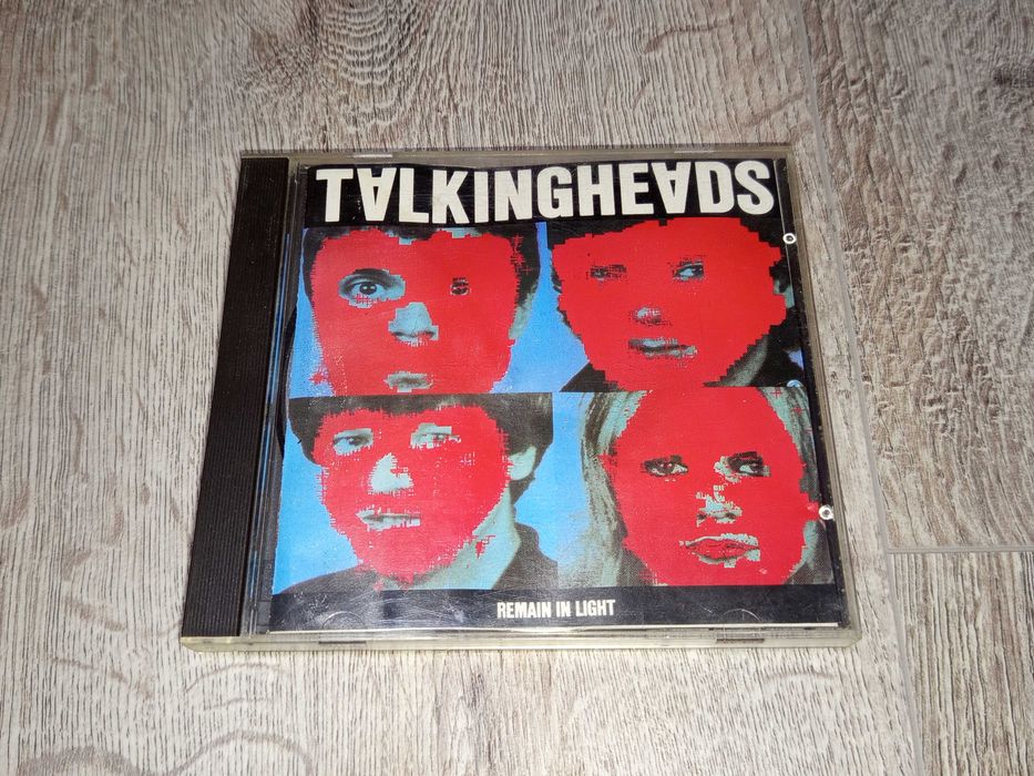 Компакт дискове Santana, Talking Heads, Billy Joel