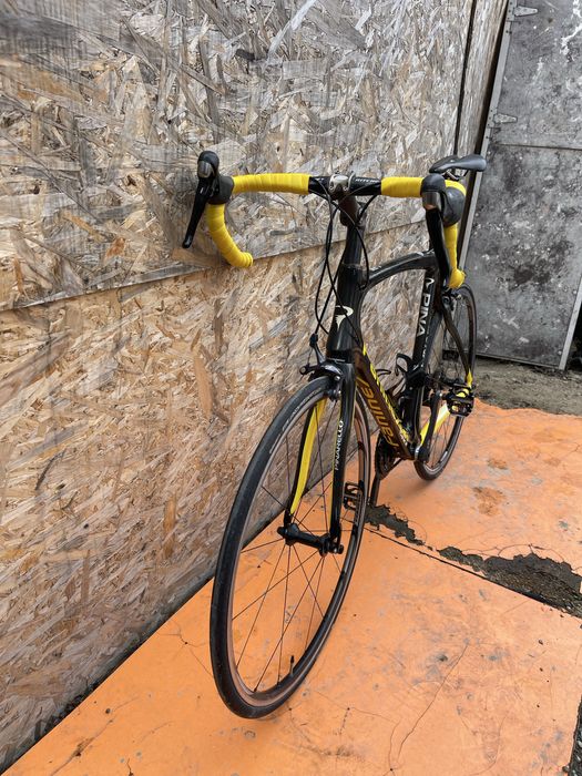 Bicicleta cursiera cadru full carbon Pinarello Dogma 65.1 shimano 105