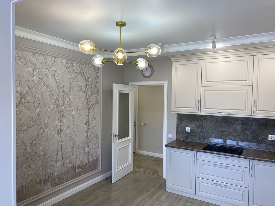 Шпаклевка стен, покраска стен