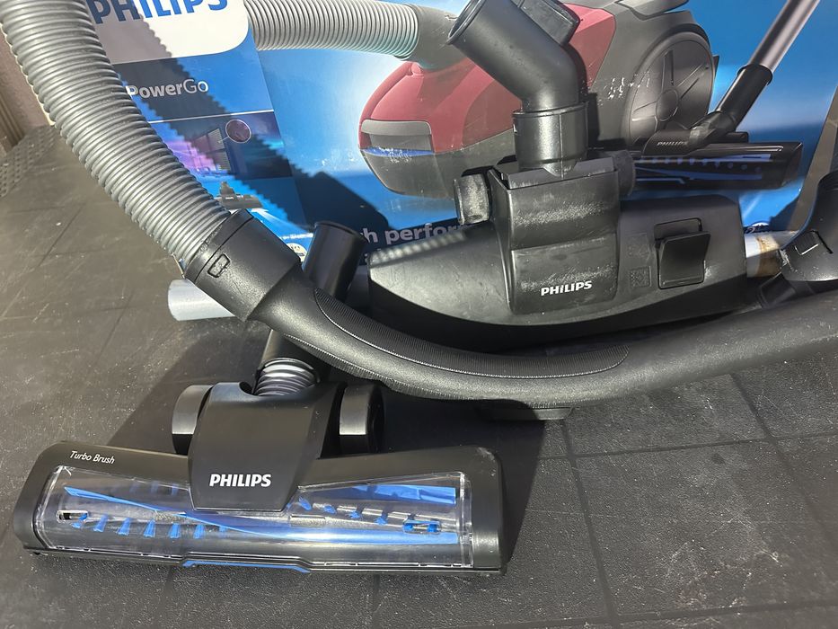 Aspirator philips power go 900 W