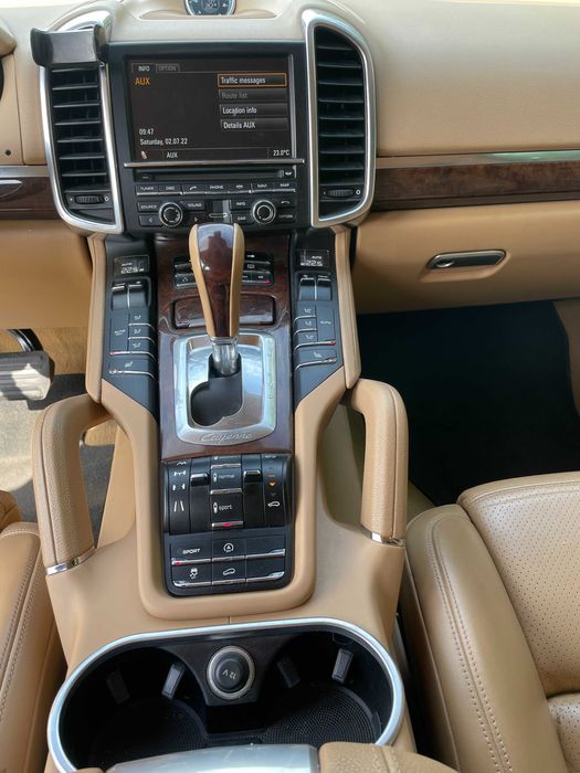 PORSCHE Cayenne 2011 — imagine 5