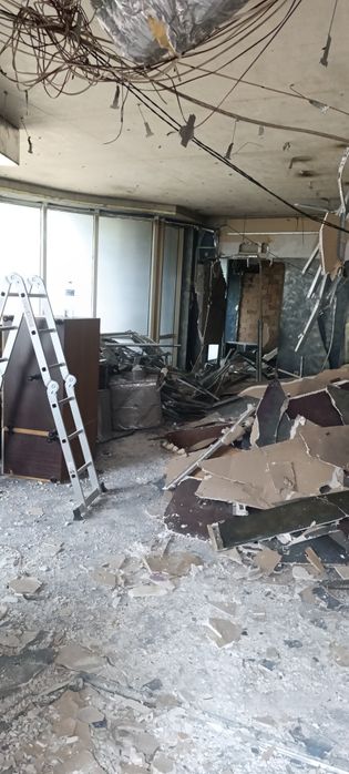 Кърти чисти и извозва