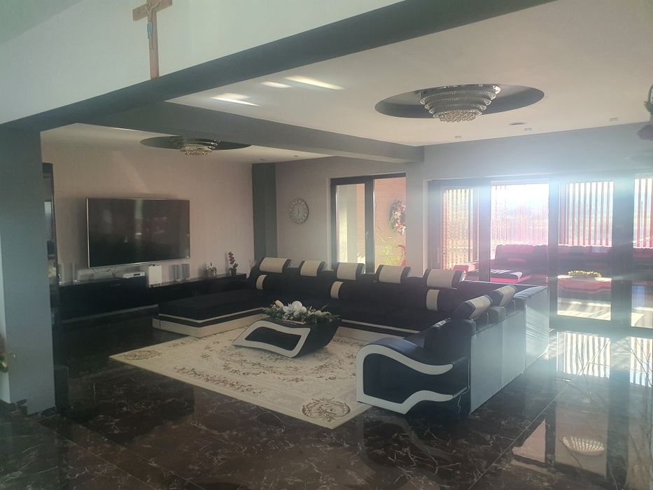 proprietate excepțională cu restaurant