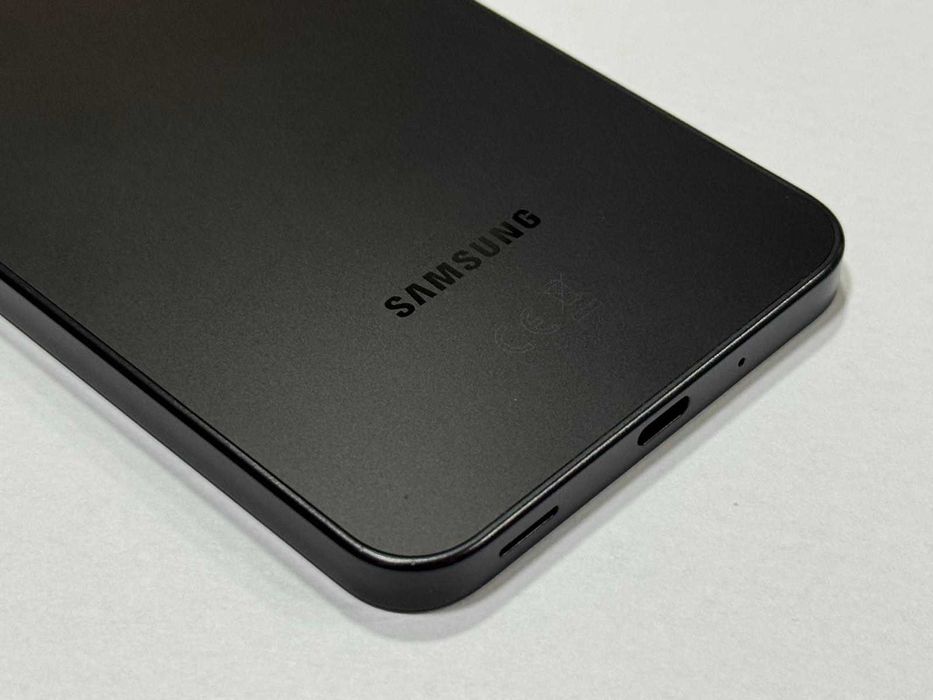 Samsung Galaxy A17 5G с 128GB