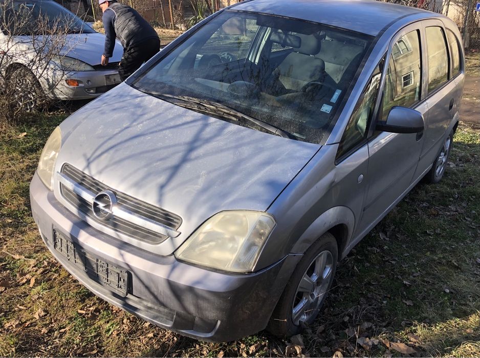 Opel meriva 1.6 i на части