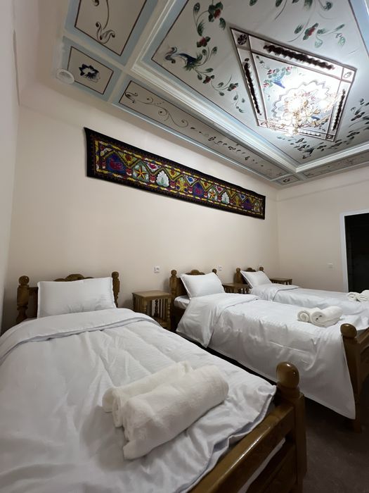 Hotel SHAHINA Регистон
