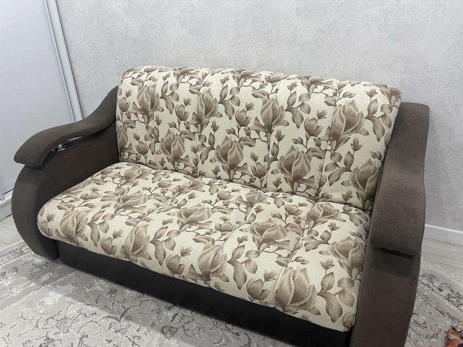 продается диван, производство Россия