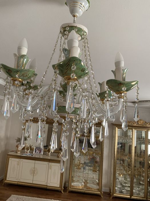 Люстра для гостиной