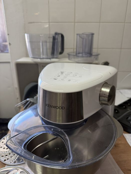 Кухненски робот KENWOOD