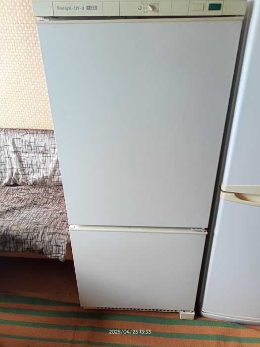 Холодильник Snaige
