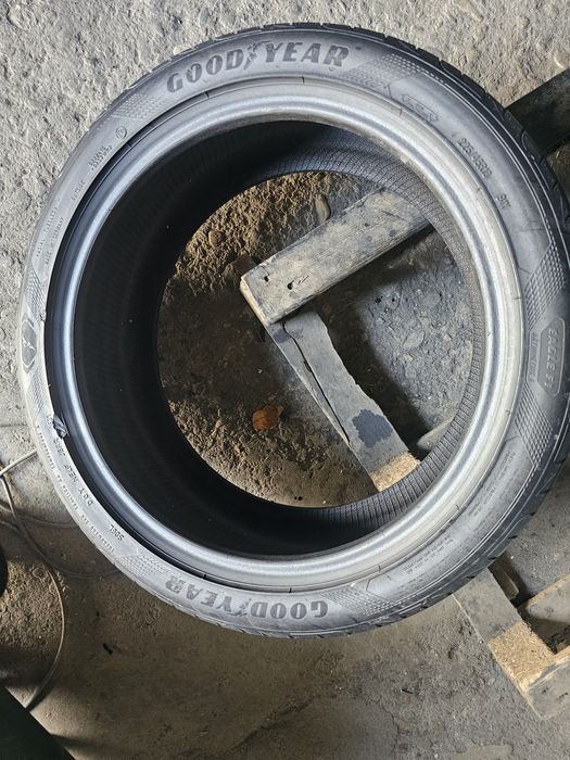 2 anvelope vara 225 45 18 Goodyear 2021