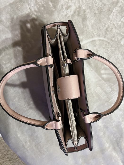 Продам сумку NINE WEST