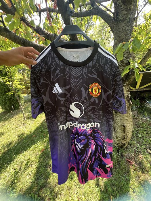 Тениски на Манчестър Юнайтед