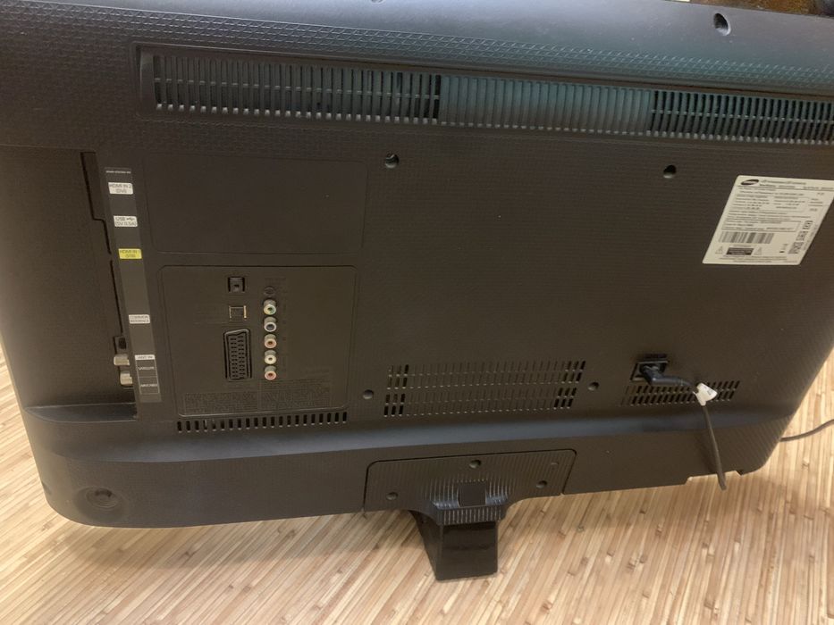 Продается телевизор SAMSUNG.