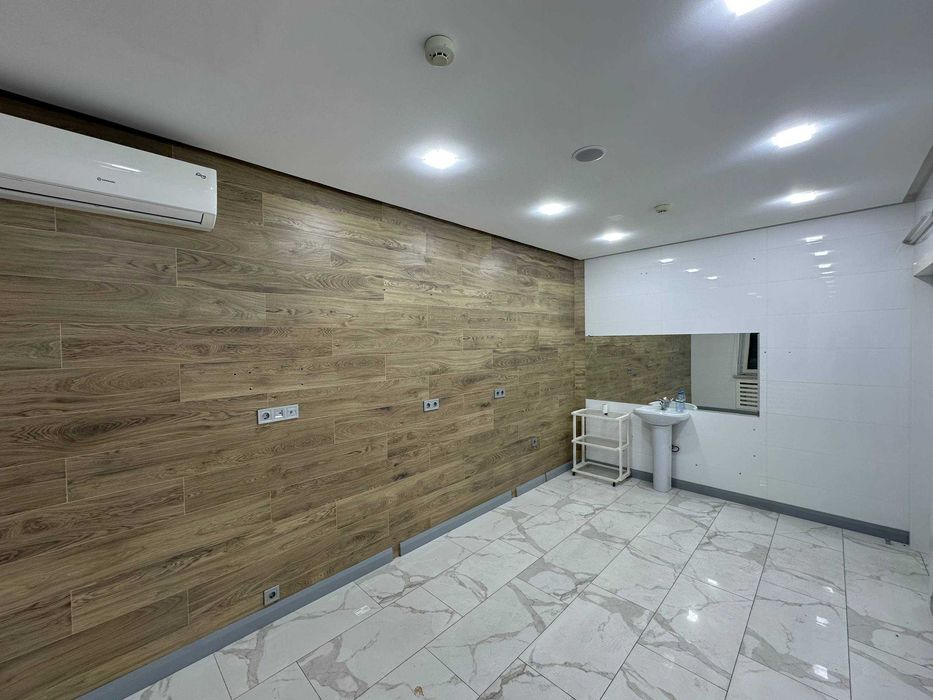 Аренда офиса в центре 145м2 - 8 комнат, ул. Мирабад, ор-р:Госпитальный