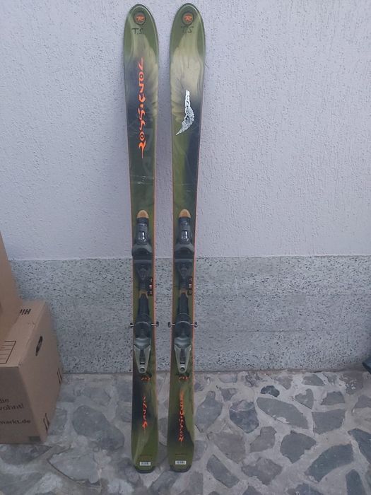 Vand schiuri Volki si Rossignol