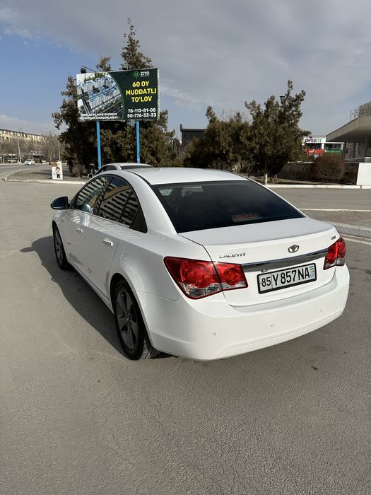 Cruze 1.6 AT без ДТП