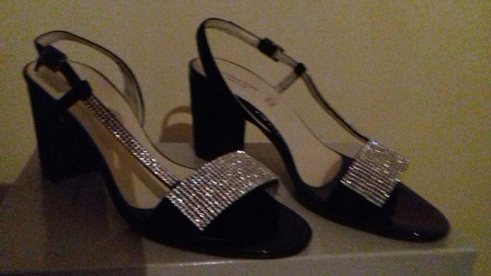 Vand sandale de dama italiene