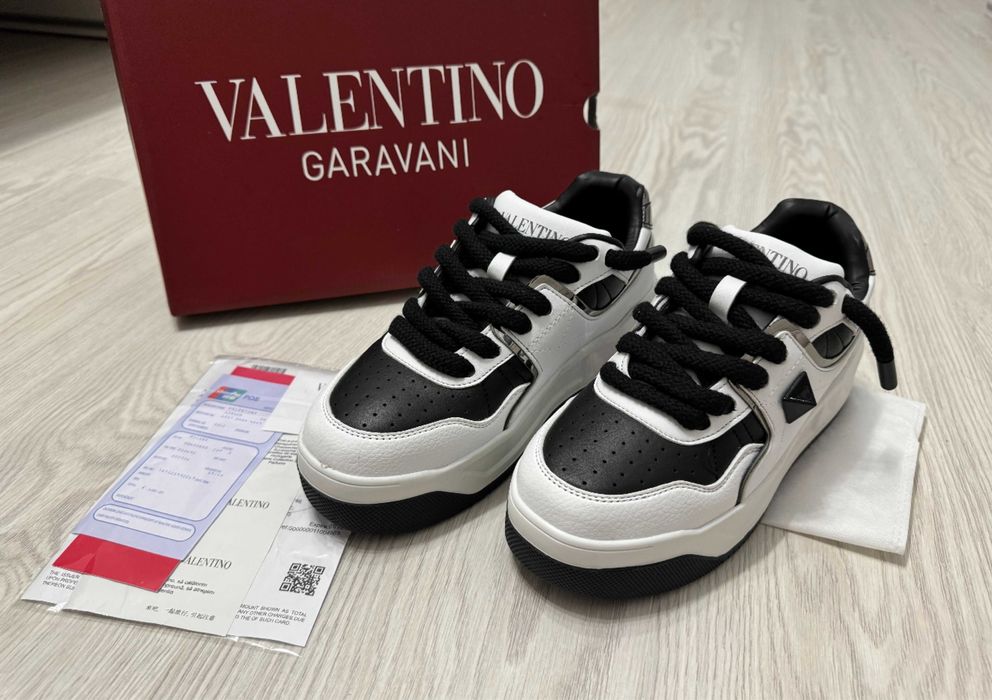 Nou! Valentino garavani