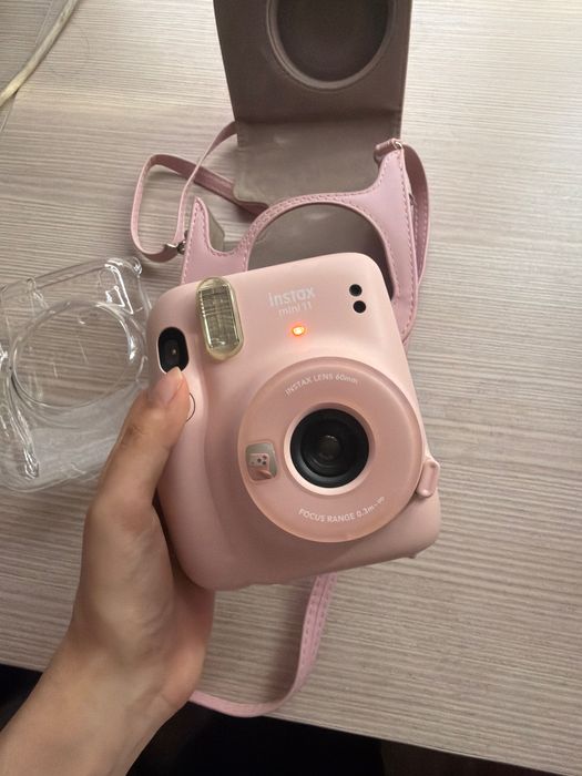 instax mini 11 розовый