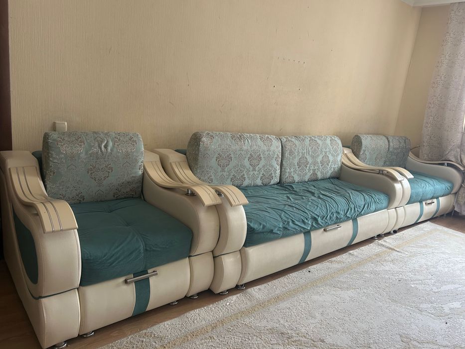 Диваны  из трех раскладных