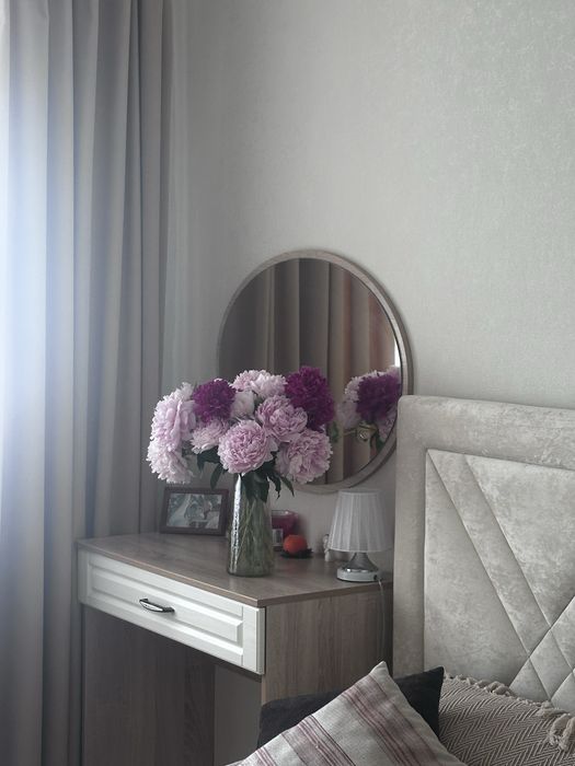 Продам комод с зеркалом