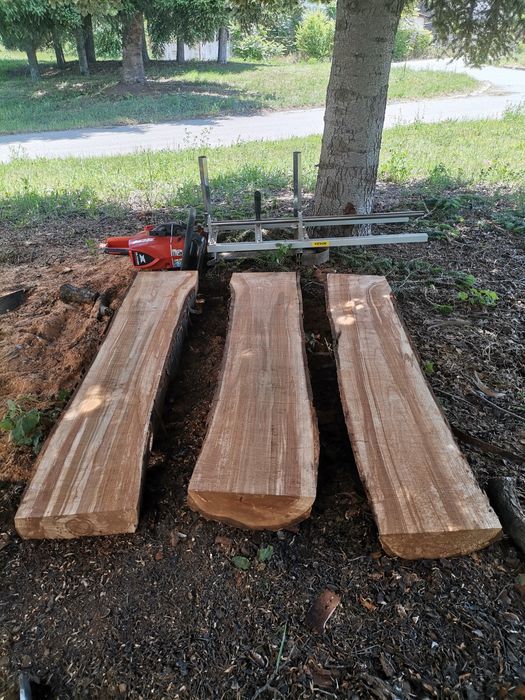 Мобилен гатер-приспособление за бичене с моторен трион