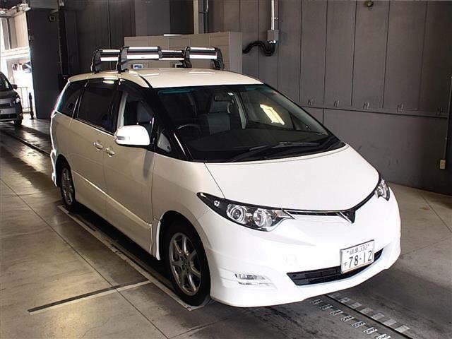 Тойота Эстима Toyota Estima 2005 года