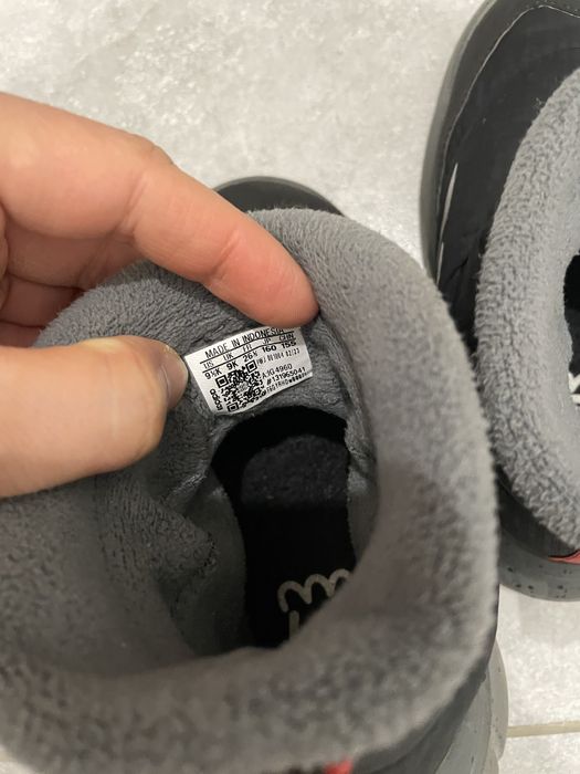 Дутыши деткие adidas Monofit Boot.