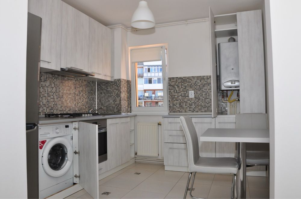 Inchiriez apartament 2 camere
