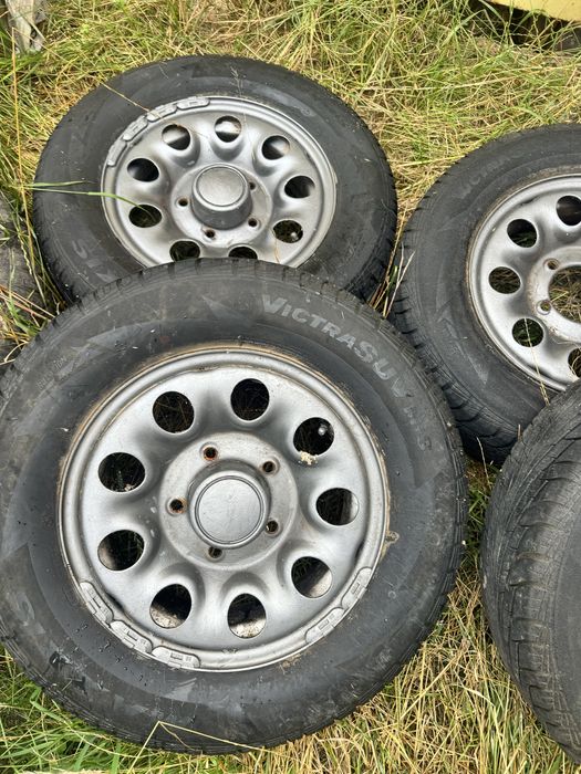 Cauciucuri suzuki jimny r15 m+s