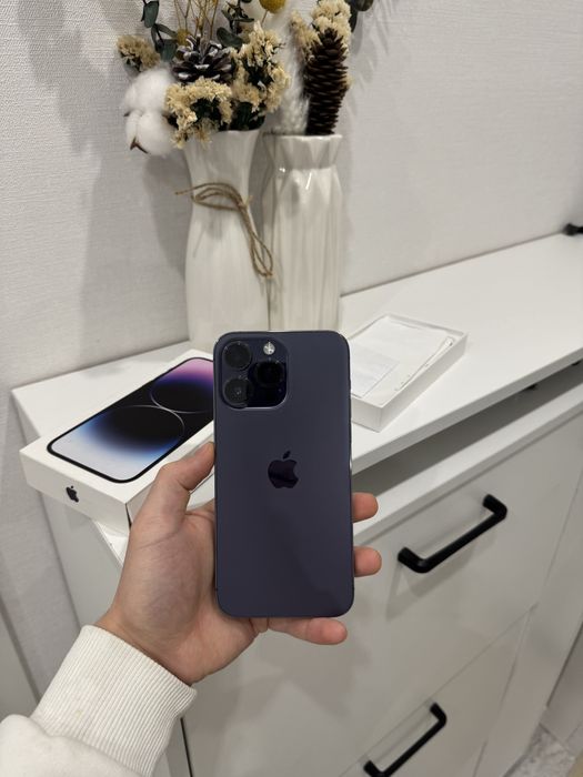 Iphone 14 pro max purple