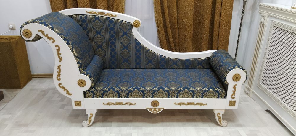 Диван софа, кушетка, банкетка.