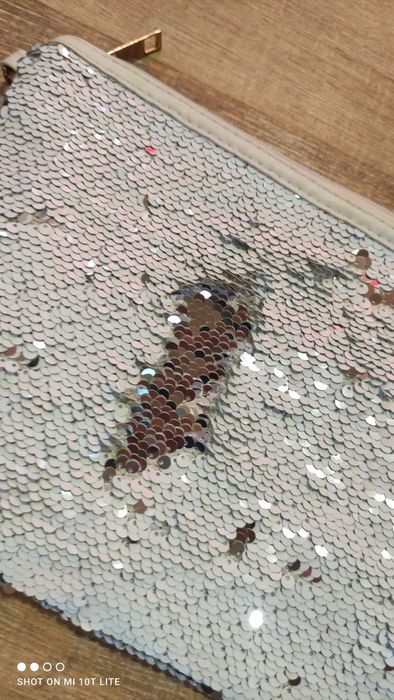 клъч   с  пайети