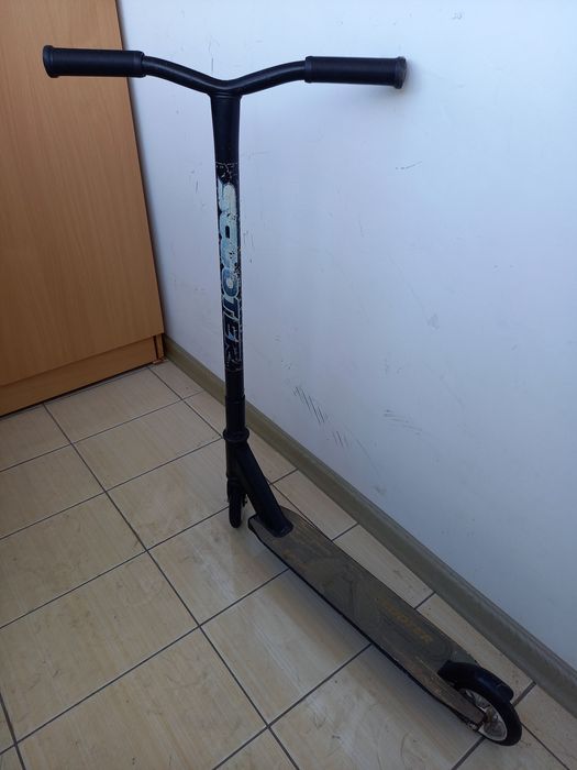 Продам железный самокат