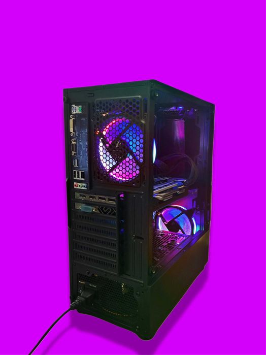 PC Gaming Xeon 1240 v3 (I7 4770) 16gb ram RX 580
