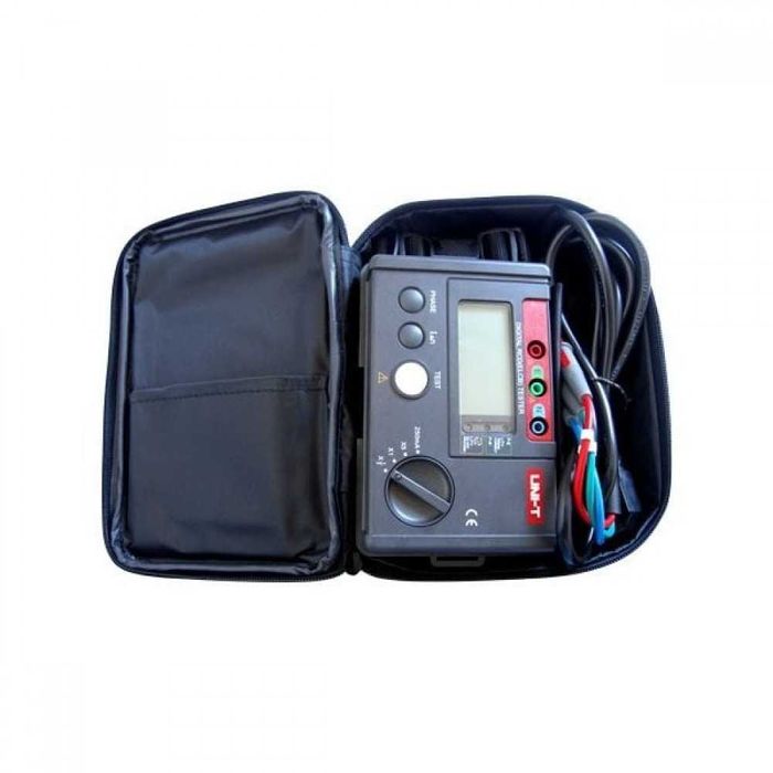 Тестер сопротивления изоляции (мегомметр) UNI-T UT526