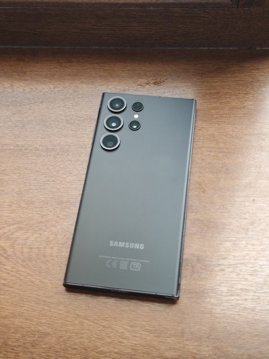 Samsung S23 Ultra 256Gb без ремонта
