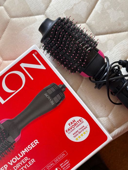 Електрическа четка сешоар за коса REVLON