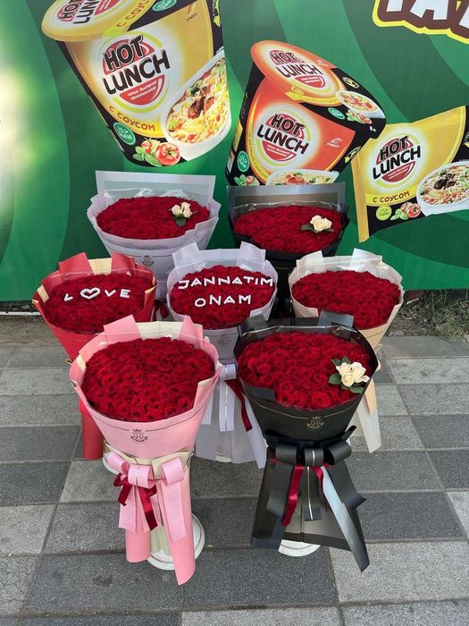 Gullar buketlar sotiladi