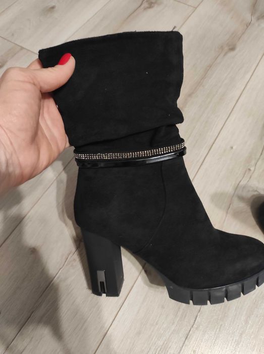 Дамски високи боти