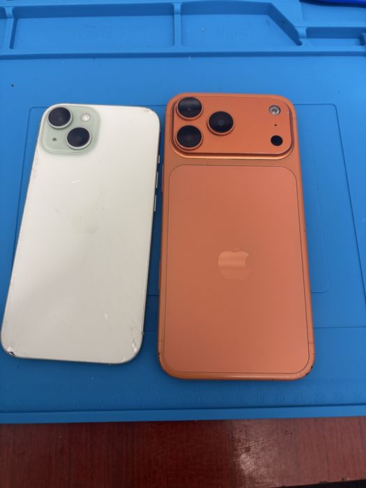 Vand iphone piese