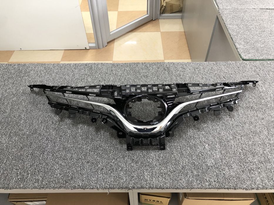 Решетка радиатора Камри 70 Европеец