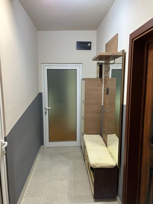 Дава се под наем Тристаен апартамент в Стара Загора, Железник - изток - 59 кв.м за 331.5 € - Снимка #1